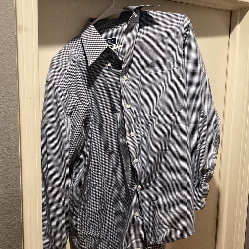 Button Up Shirt (15 1/2 neck) Blue and White squared